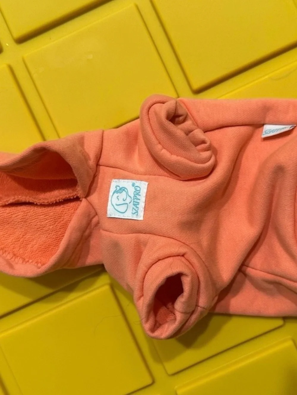 8 XS dog outfits